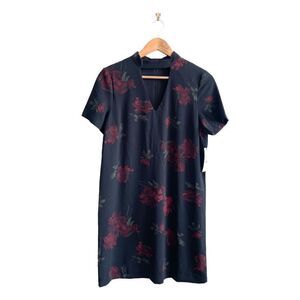 Black Tape_ Dress Burgundy Floral Short Sleeved V-Neck Sheath Back Zip Women's M